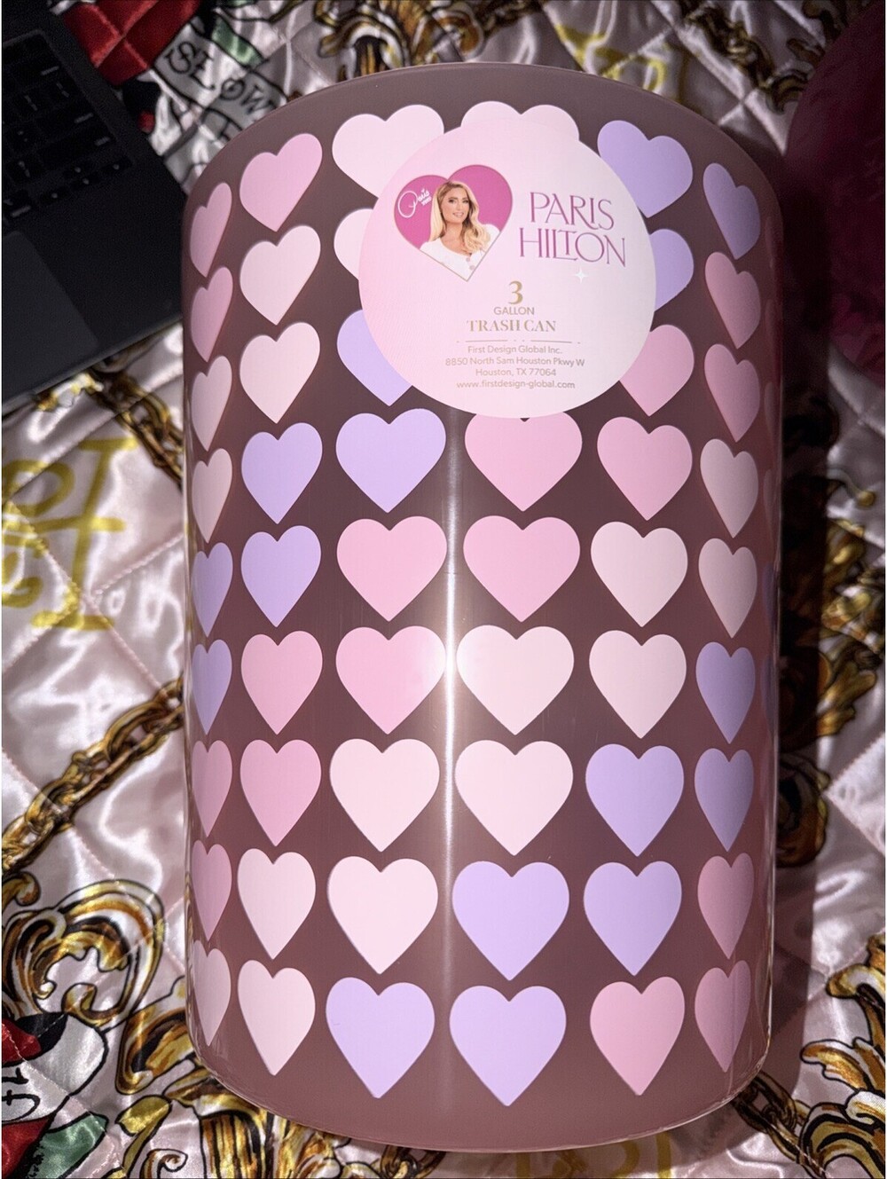Paris Hilton Pink Heart Print Plastic 3 Quart Trashcan￼